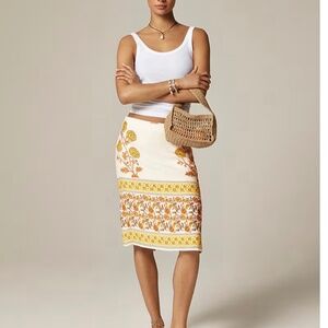 J Crew Knee-length skirt in sunset rose block print Size 6